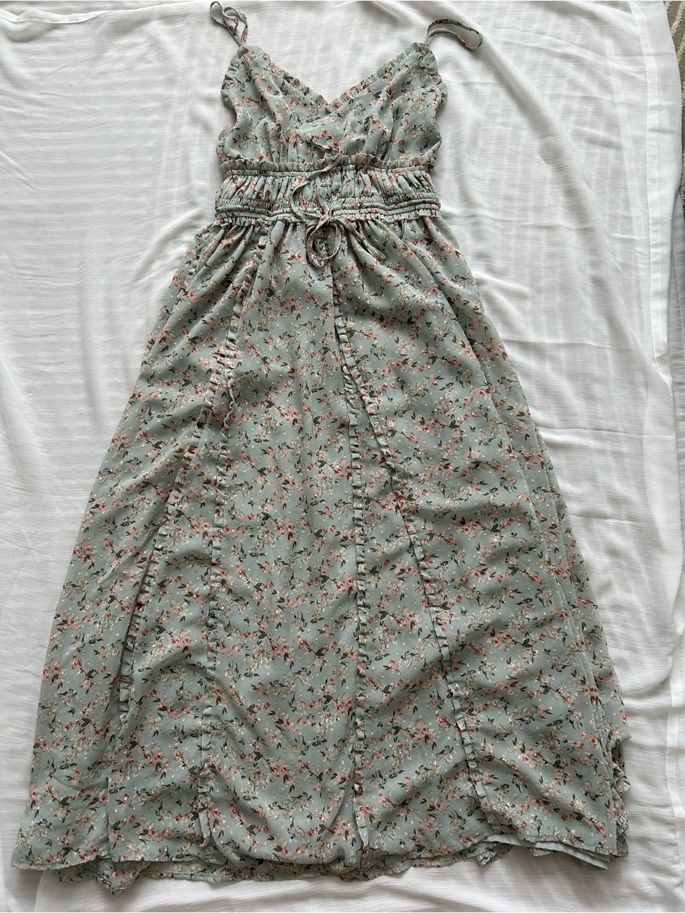 Breath of Youth - Magical Rose Petals on the Floor Dress - Small - Picture 3 of 9